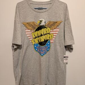 Lynyrd Skynyrd Gray Graphic Tee